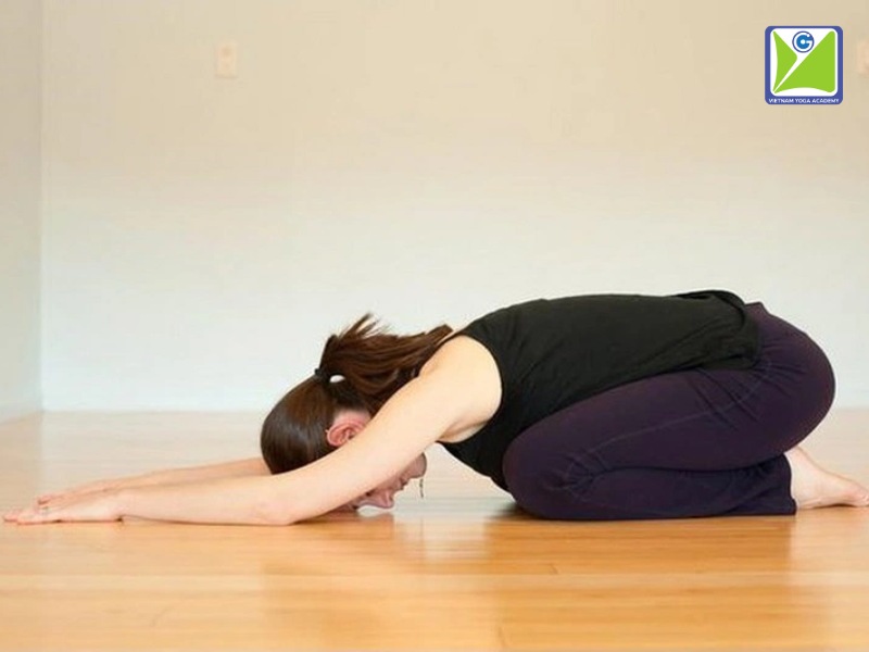 Tu-the-em-be-trong-yoga-chua-gu-lung